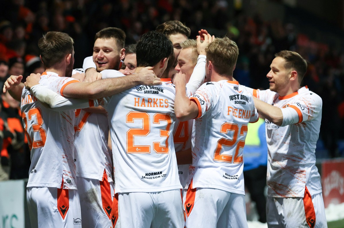 Peter Pawlett is looking forward to celebrating with his Dundee United team-mates again